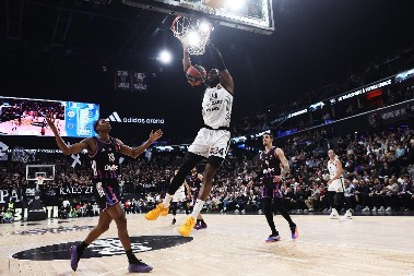 "DUBOKO UDAHNEM I NASTAVIM" Bruno Fernando smislio taktiku za rešavanje problema