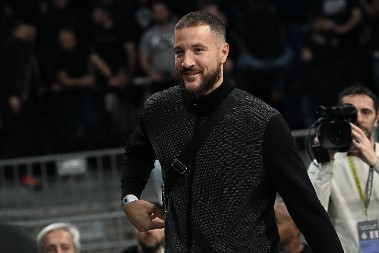 "GROBARI" U TRANSU Žofri Lovernj u Areni bodri Partizan protiv Asvela 