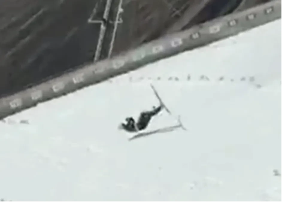 HITNO PREBAČEN U BOLNICU Jeziv pad na Planici koji je potresao region (VIDEO)