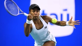 AMERIKANKA IDE PO TITULU Koko Gof furiozno do finala Majamija