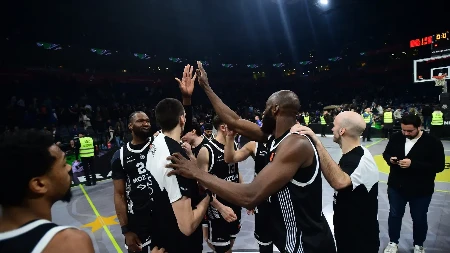 PARTIZAN - VALENSIJA Crno-beli za nastavak pobedničkog niza