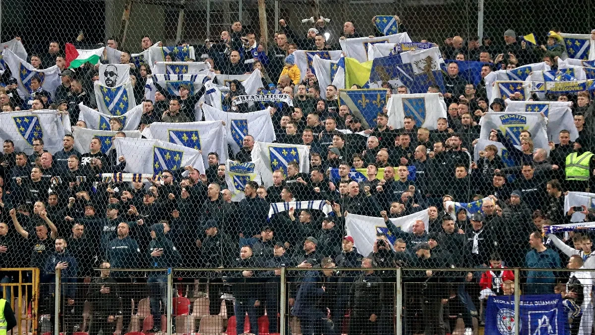 HIT OGLAS: Nudi terasu za 500 evra da se gleda Bosna i Hercegovina - Italija