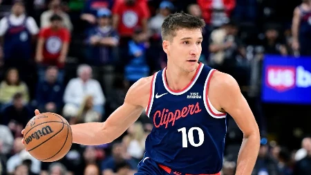 SRBI NESTALI SA PARKETA Bogdanović, Jović i Vukčević - nula minuta