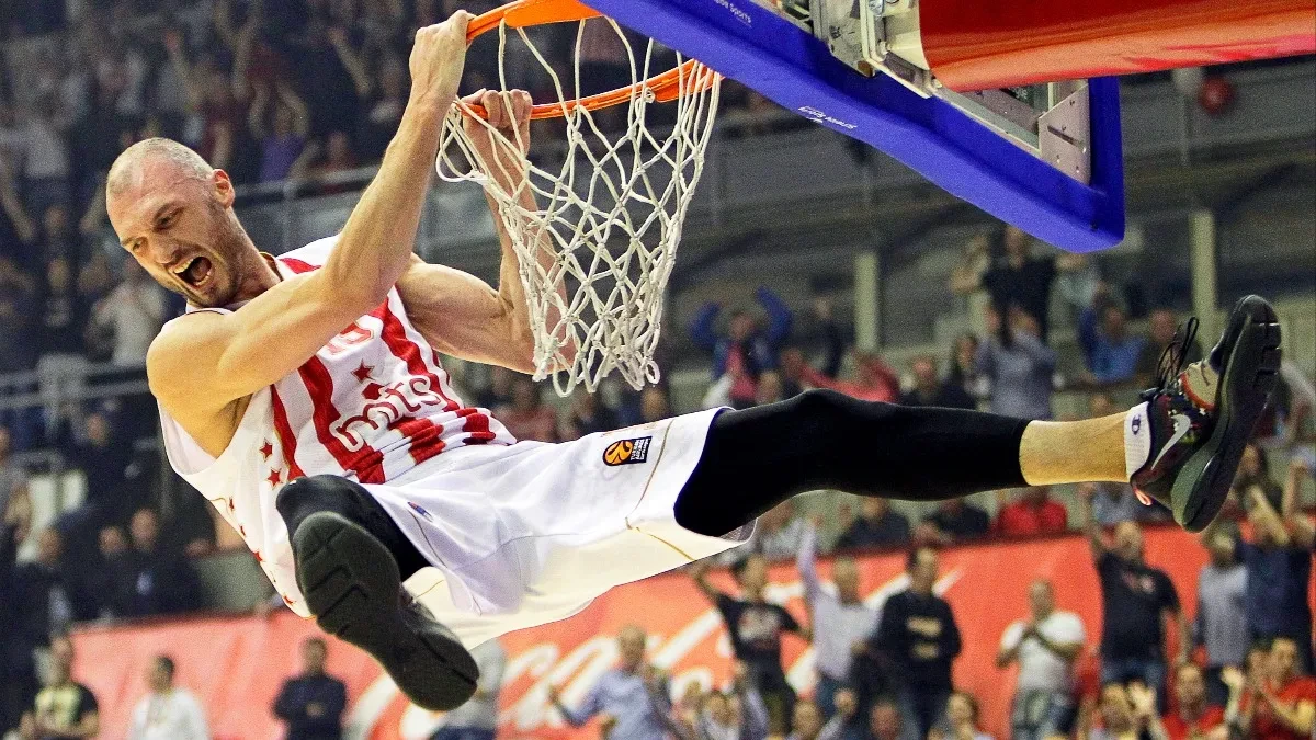 PROVEO SAM TU SEDAM GODINA, A ON ME OTERAO Bivši kapiten Zvezde ne može da oprosti Dušku Ivanoviću