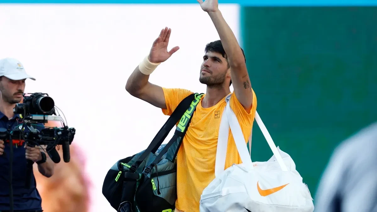 "NE POŠTUJE TENIS I TENISERE" Podigla se velika prašina u belom sportu: Legendarni teniser žestoko odbrusio čuvenom stručnjaku