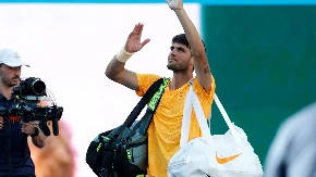 "NE POŠTUJE TENIS I TENISERE" Podigla se velika prašina u belom sportu: Legendarni teniser žestoko odbrusio čuvenom stručnjaku