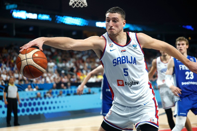 "STAVIĆU ZVEZDU KAO PRVU" Jović prognozirao učesnike fajnal-fora Evrolige i oduševio "delije"