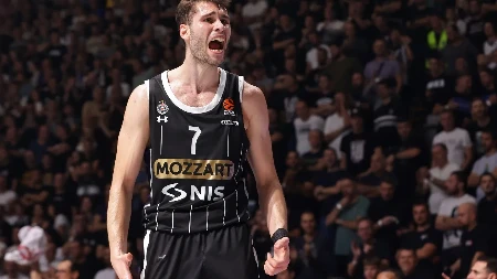 RADOST U DOMU KOŠARKAŠA PARTIZANA Prelepa teniserka se porodila: Ćerki dali neobično ime