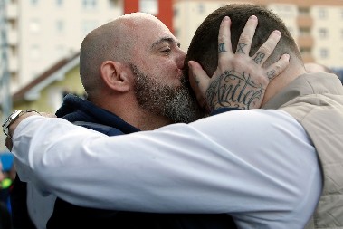 MALO I LEPH SCENA IZ PAZARA Pogeldajte kako je izgledao susret Stankovića i Lalatovića