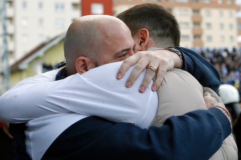 ZVEZDI ŽELIM DUPLU KRUNU Lalatović poljubio Stankovića, pa oduševio "delije"
