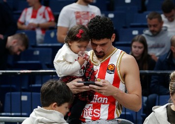 POTPUNO NEOČEKIVANO Mautes dan nakon stravičnog udarca najavio nešto što će oduševiti "delije" (FOTO)