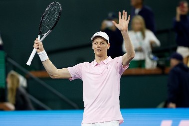 ALKARAS I ĐOKOVIĆ OVO NISU ŽELELI DA ČUJU Siner na brutalan način započeo pohod na Indijan Vels