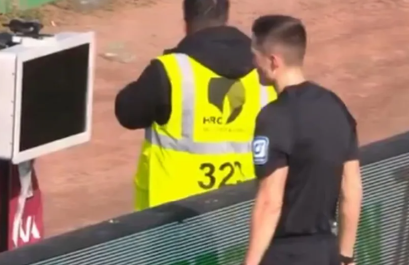 ŠOKANTNE SCENE U NEMAČKOJ Sudija gledao VAR, huligani ga sprečili, ukrali kabl 