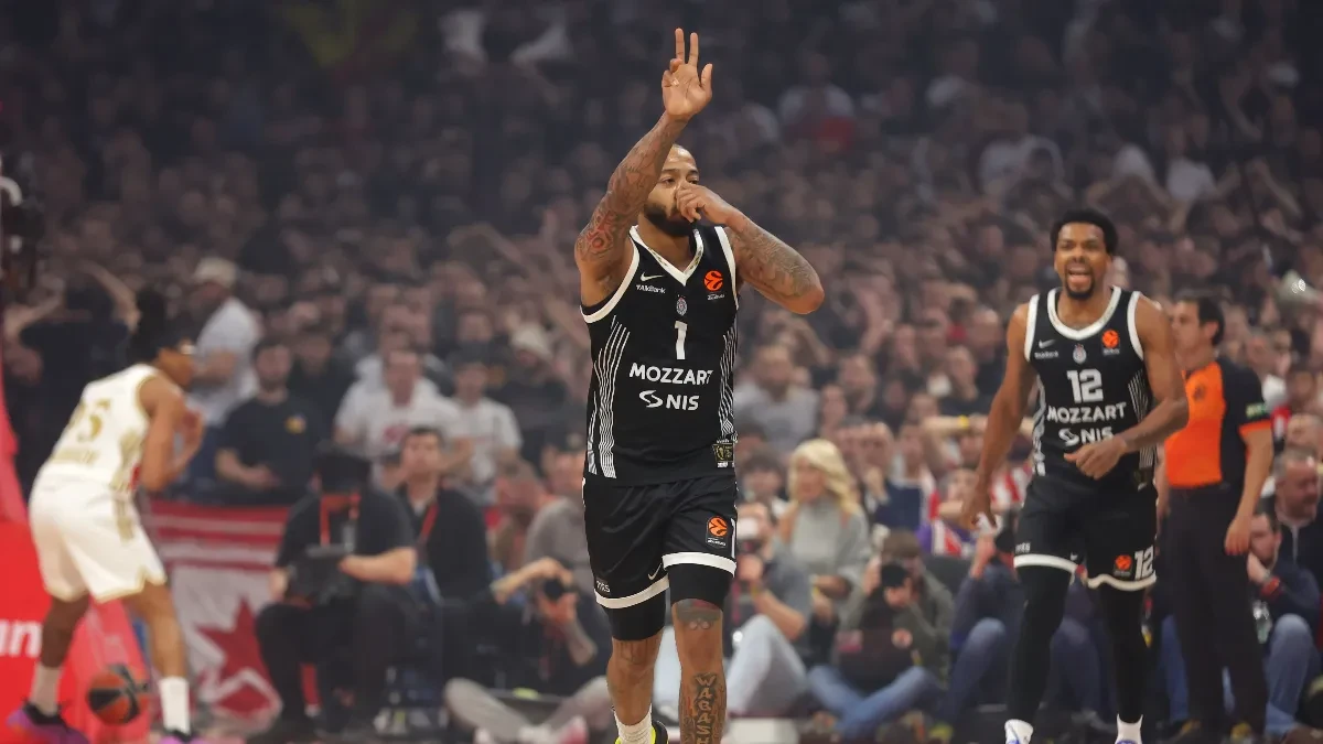 SJAJNE VESTI ZA "GROBARE" Karlik Džons ostaje u Partizanu