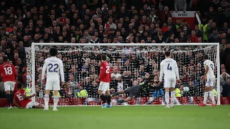 KRAH JUNAJTEDA Lids trijumfovao na "Teatru snova"