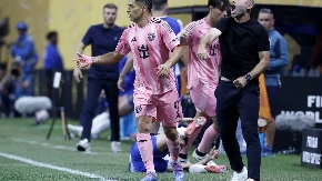 PRAVO NIOTKUDA Mesi ostao bez trenera