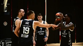 VELIKE VESTI ZA CRNO-BELE Košarkaš Partizana se posle devet meseci vraća na teren