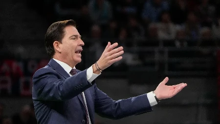 "ONI SU..." Paskval nahvalio Zvezdu