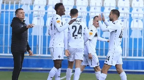 PARTIZAN - ŽELEZNIČAR Šok u Humskoj, gosti vode - 0:1