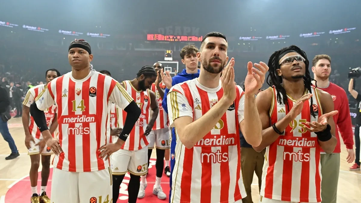 JAKA PORUKA "Zašto se priča da je Zvezda ispala?"