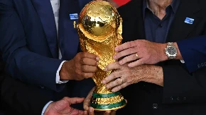 KOLEKCIONARI, DA LI STE SPREMNI? Stiže novi album za sličice, nikad veći i nikad skuplji