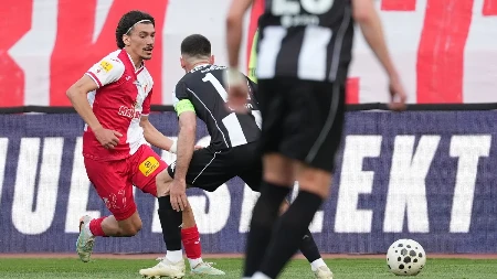 MREŽE MIROVALE NA "KARAĐORĐU" Crno-beli izvukli bod sa igračem manje, Zvezda ima priliku da overi titulu 