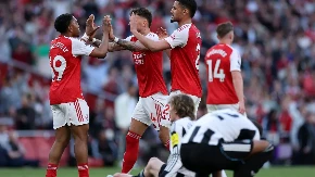 ARSENAL SE VRATIO NA PRVO MESTO Navijači strepeli do kraja, ali se piše pobeda