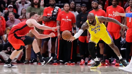LEBRON DŽEJMS ODIGRAO BRUTALAN MEČ Bejbi Jokiću se smeši metla, Lejkersi slavili posle drame