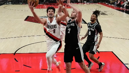 SAN ANTONIO UZVRATIO UDARAC Sparsi slavili bez najboljeg igrača