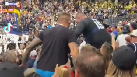 BRAĆA JOKIĆ SE TUKLA SA NAVIJAČIMA Dok je Nikola na terenu "zavodio red", na tribinama je nastao totalni haos