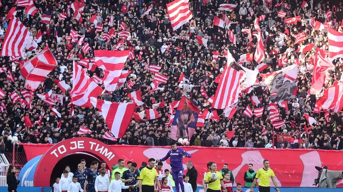 CENA 10 MILIONA EVRA Oglasilo se potencijalno Zvezdino pojačanje, ugasio je nadu?