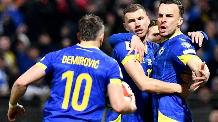 ISPUNIO OBEĆANJE POSLE PLASMANA NA MUNDIJAL Reprezentativac BiH podelio 800 litara piva za manje od sat vremena