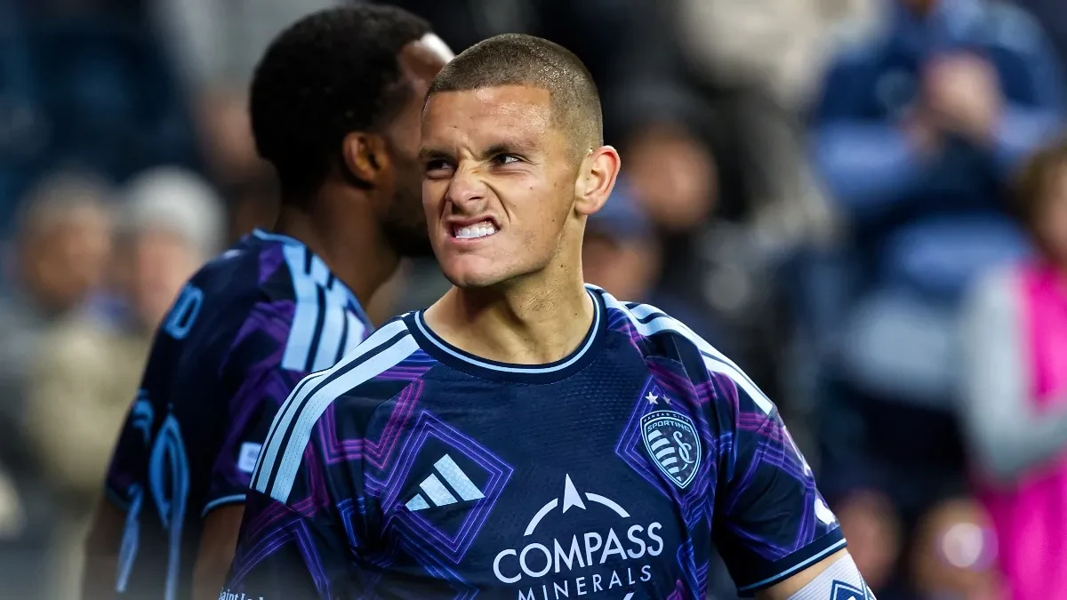 NA "MARAKANI" SE NADAJU NJEGOVOM POVRATKU Postao miljenik navijača Zvezde, zaigrao za reprezentaciju Srbije, a sada se prisetio početaka u Beogradu