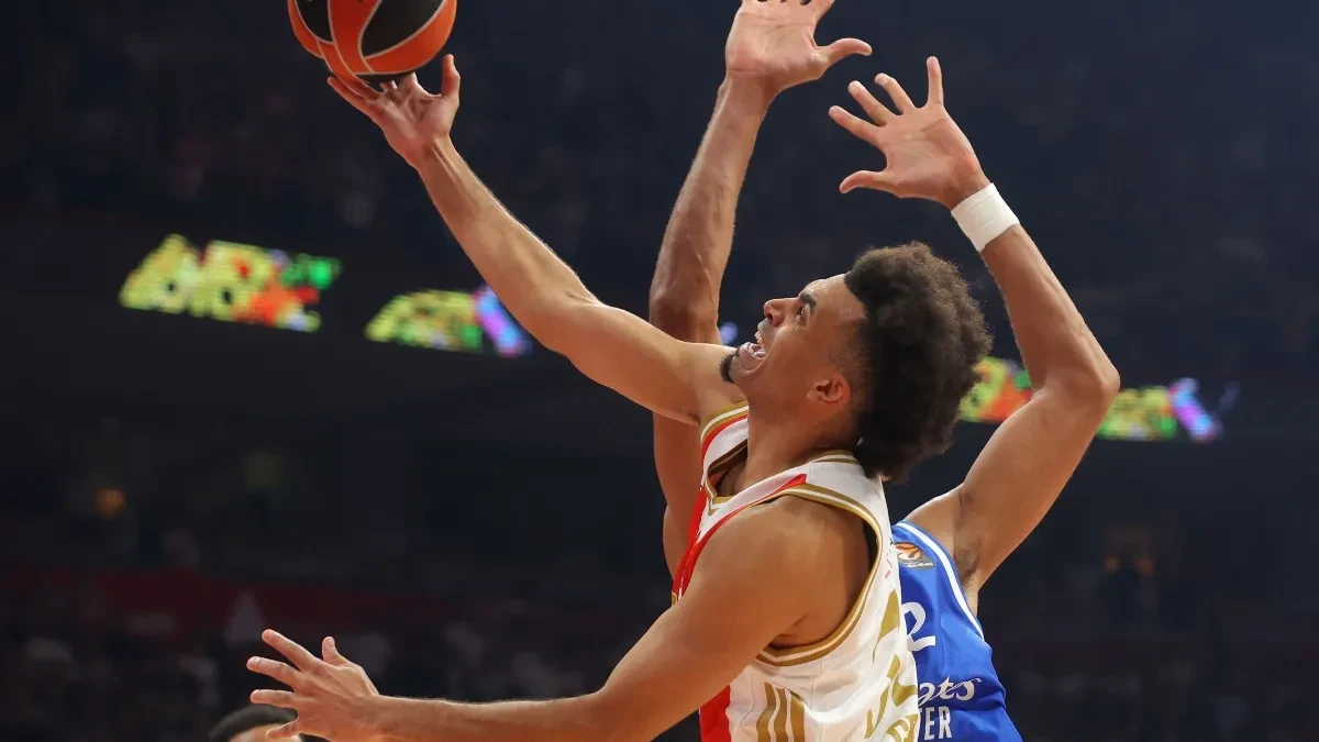 Izundu dobio srpski pasoš, Nvora odmah reagovao: Urnebesna objava košarkaša Zvezde koja je postala hit na mrežama