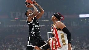 MANGUPI U TUĐEM DVORIŠTU (VIDEO)