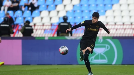 PARTIZAN TRLJA RUKE Crno-beli gledaju ka Belgiji i nadaju se dobroj zaradi