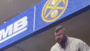 JOKIĆEV BRAT SE UMALO POTUKAO Navijač ga razbesneo, on mu poručio samo jedno (VIDEO)