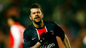 ON VIŠE NE IZGLEDA OVAKO Englezi pali u nesvest zbog šok promene Mateje Kežmana (VIDEO)