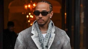 NA PREDNJEM SEDIŠTU MOG FERARIJA Hamilton provozao rijaliti zvezdu: Ovo je ludilo