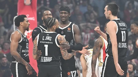 EFES - PARTIZAN Crno-beli žele sedmu uzastopnu pobedu u Evroligi
