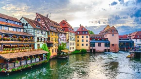 KAO OD BEOGRADA DO SUBOTICE Borba za polufinale Lige konferencije na 200 kilometara razdaljine