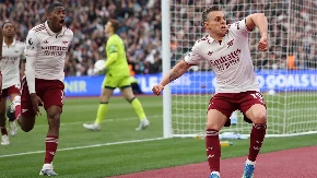 VAR rešio šampionsku titulu u Premijer ligi? Arsenal slavio posle neviđene drame