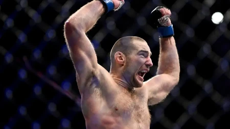 Senzacija kakva dugo nije viđena: Strikland srušio nepobedivog Čimaeva i napravio haos u oktagonu