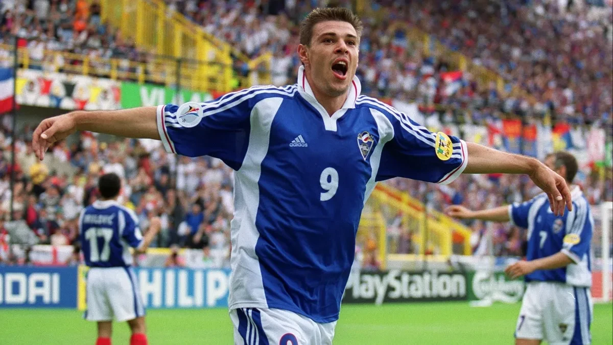 Ne, nije šala: Adidas izbacuje dres Jugoslavije u prodaju