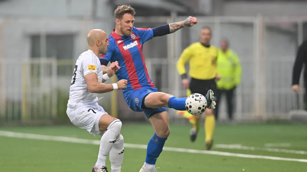 Čukarički - Partizan: Bez golova na poluvremenu - 0:0