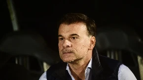 U njemu vide spas: Aleksandar Stanojević potpisao