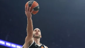 Dobio ovacije cele "Arene": Nik Kalates progovorio o ostanku u Partizanu