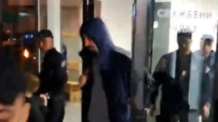 Ovak je Kalinić izašao iz hale: Pojavio se snimak sa Zlatibora, Nikolu sačekali navijači...
