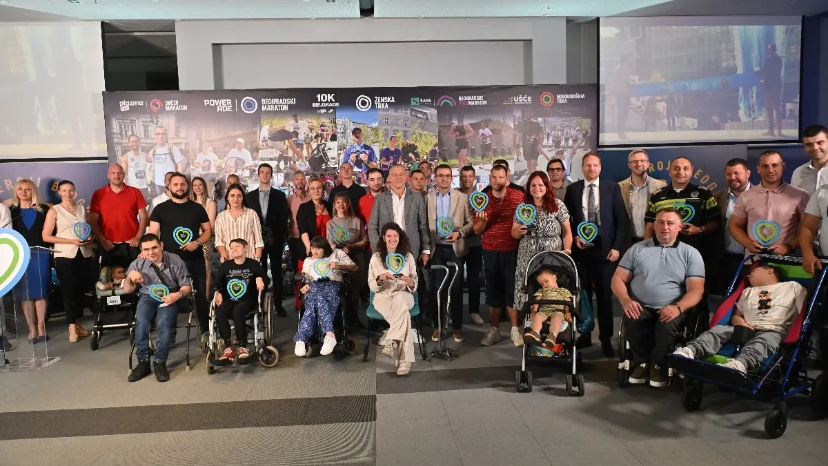 "Nije bitno koliko brzo trčimo, već koliko smo daleko spremni da idemo jedni za druge": Uručena priznanja "Heroji Beogradskog maratona 2026"