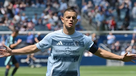 SRBIN NASTAVLJA DA REŠETA Dejan Joveljić dao novi gol 